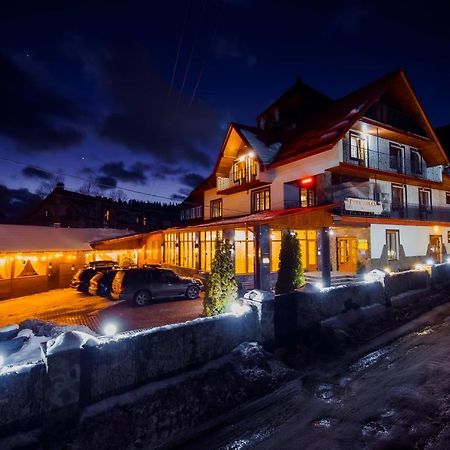 Гуцульська Світлиця Hotel Bukovel Exterior photo
