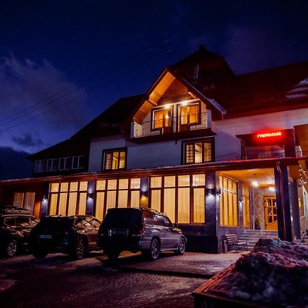Гуцульська Світлиця Hotel Bukovel Exterior photo