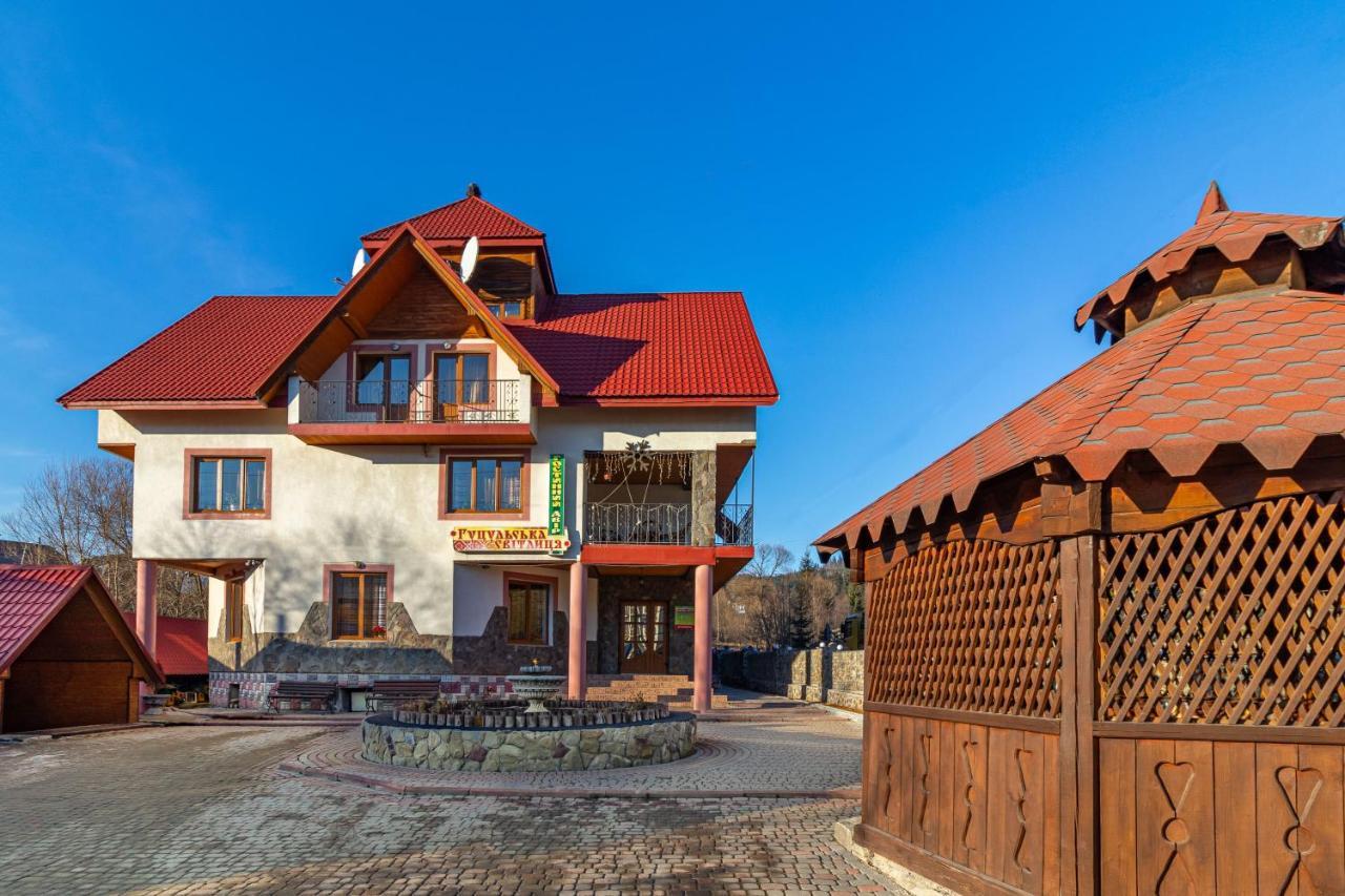 Гуцульська Світлиця Hotel Bukovel Exterior photo
