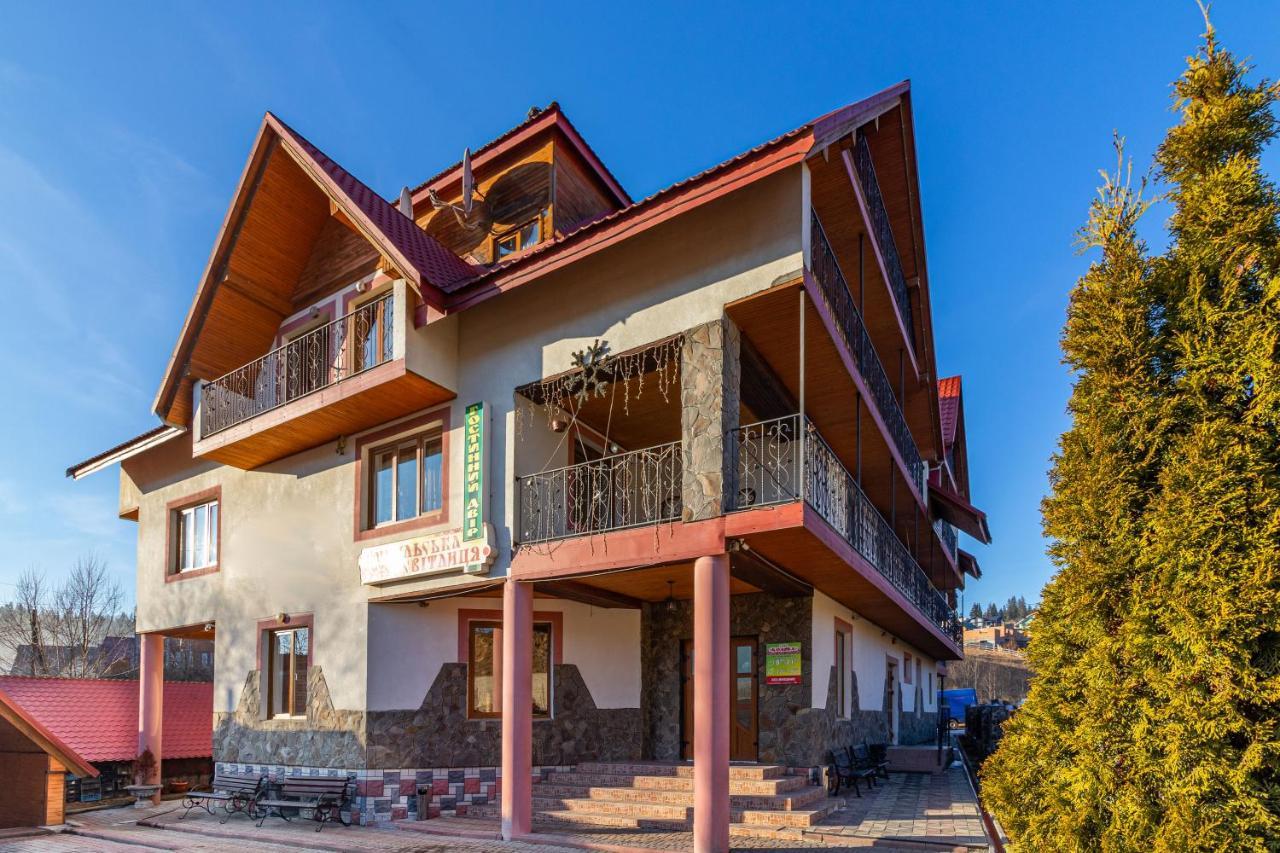Гуцульська Світлиця Hotel Bukovel Exterior photo