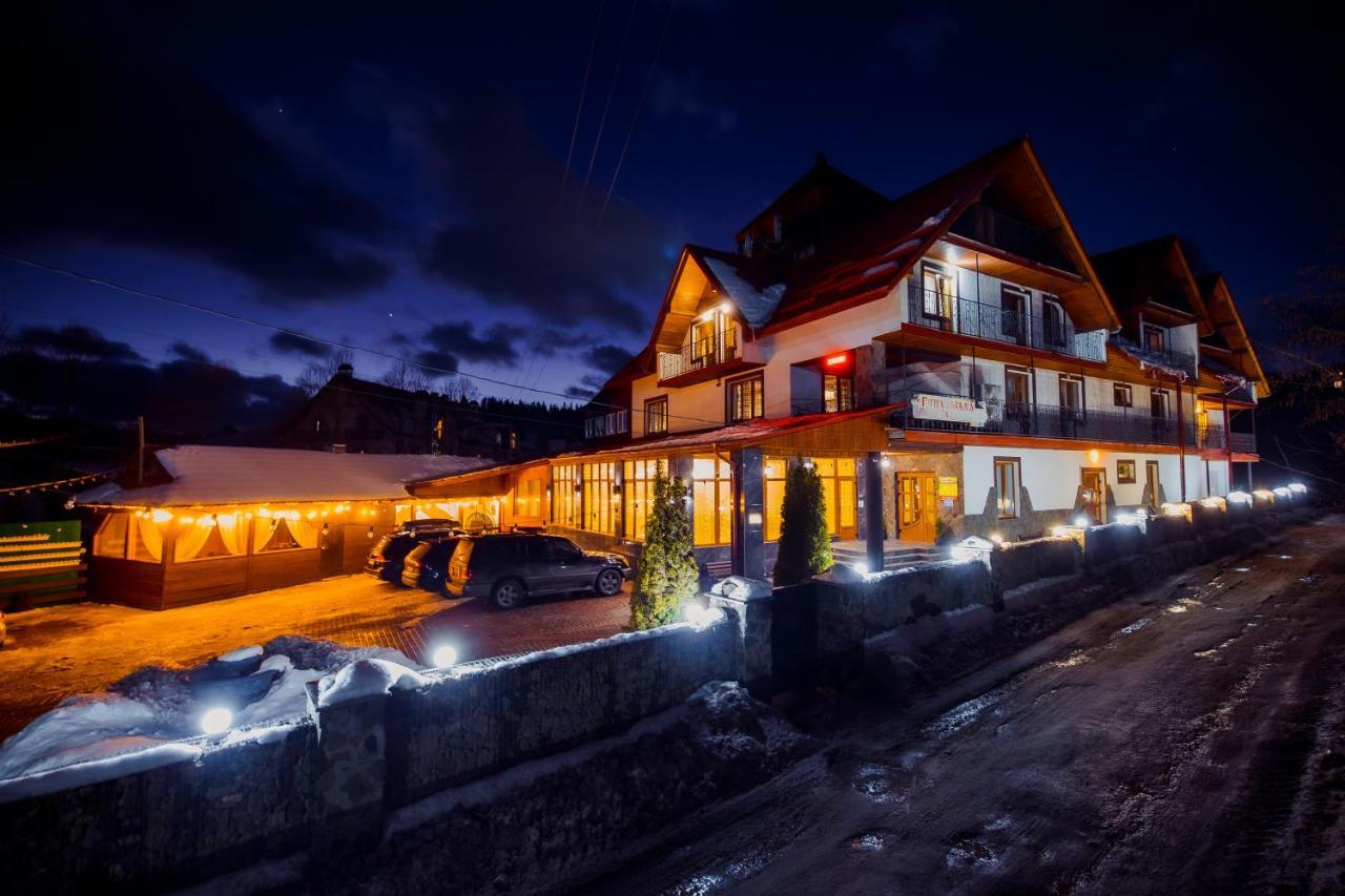 Гуцульська Світлиця Hotel Bukovel Exterior photo
